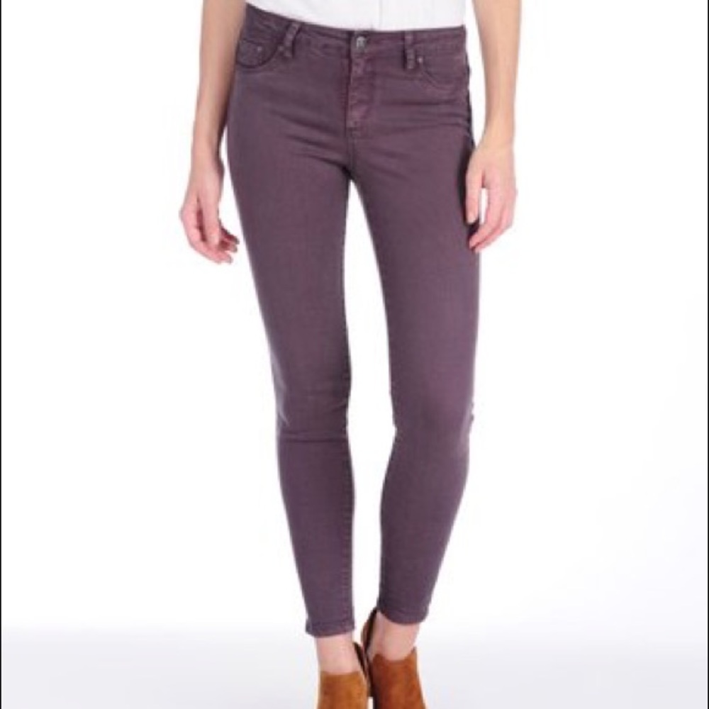 Tractor Mid-Rise Skinny Jeans New!
